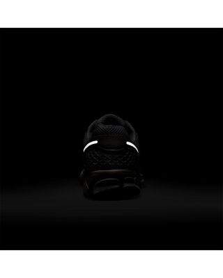 Women&#39;s Zoom Vomero 5 Sneakers