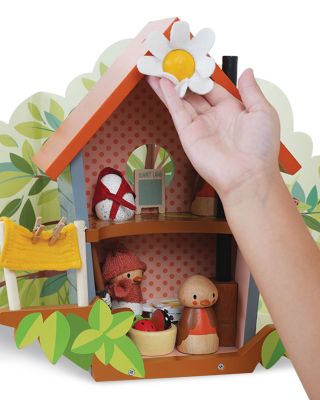 Robin's Nest Box - Ages 3+