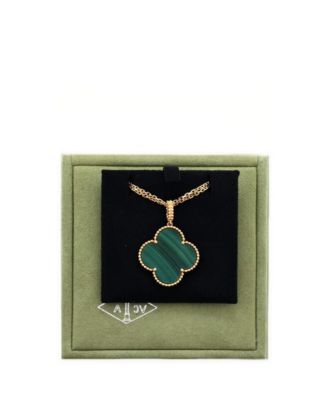 Magic Alhambra Pendant Necklace 18K Gold and Malachite, 32.25 - 35.25"
