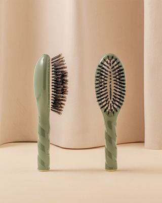 N.01 The Small Universal Shine & Care Hair Brush - Almond Green
