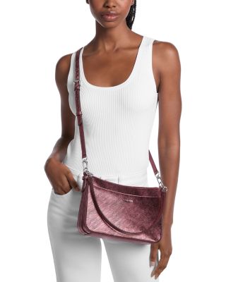 Jet Set Medium Top Zip Crossbody