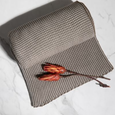 Zreyas Throw Blanket