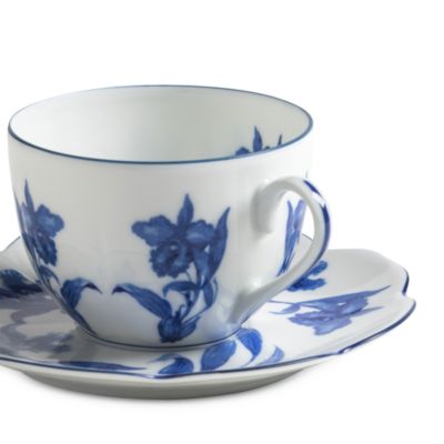 Tea Cup and Saucer Casa das Orquideas