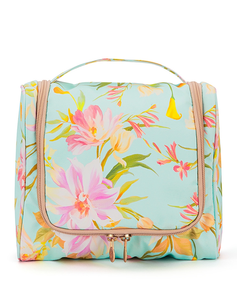 Pq Swim Hanging Toiletry Bag