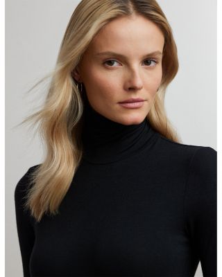 Elbow-Sleeve Turtleneck