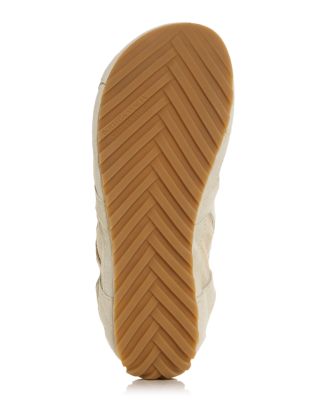 Women's Orbit Trek Sneakers