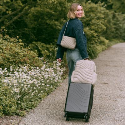 Set Wave Luggage Collection