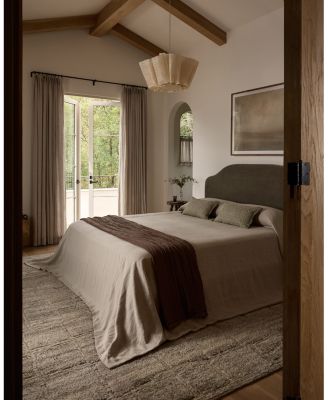 Loloi Hughes HUS-01 Area Rug 7'9"x9'9"