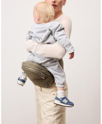  Brio Belt Toddler Carrier
