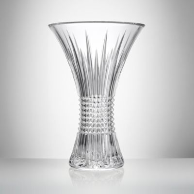 Lismore Diamond 14" Anniversary Vase