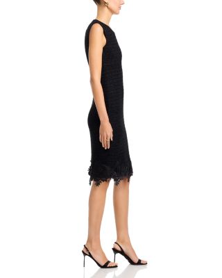 Floral Lace Appliqu&eacute; Sleeveless Sheath Dress