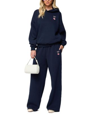 I Don'T Chase I Attract Hoodie