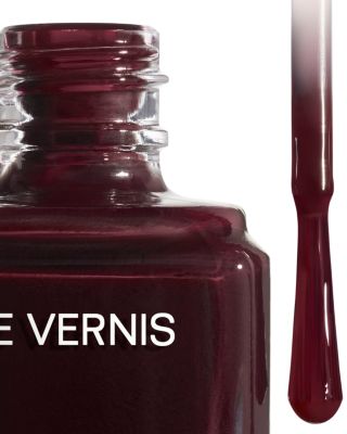 LE VERNIS Nail Colour
