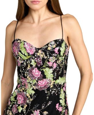  Floral Embellished Sleeveless Bustier Gown
