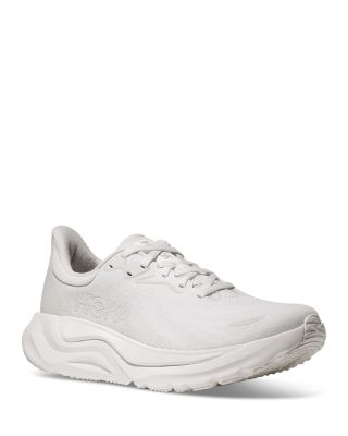 Women's Arahi 8 Running Sneakers