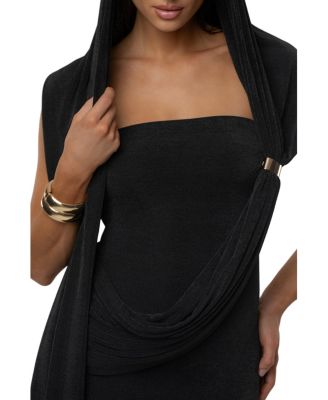  Golden Veil Maxi Dress