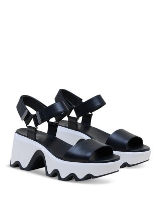 Women's KINETIC™ AURA Y Strap Platform Sandals