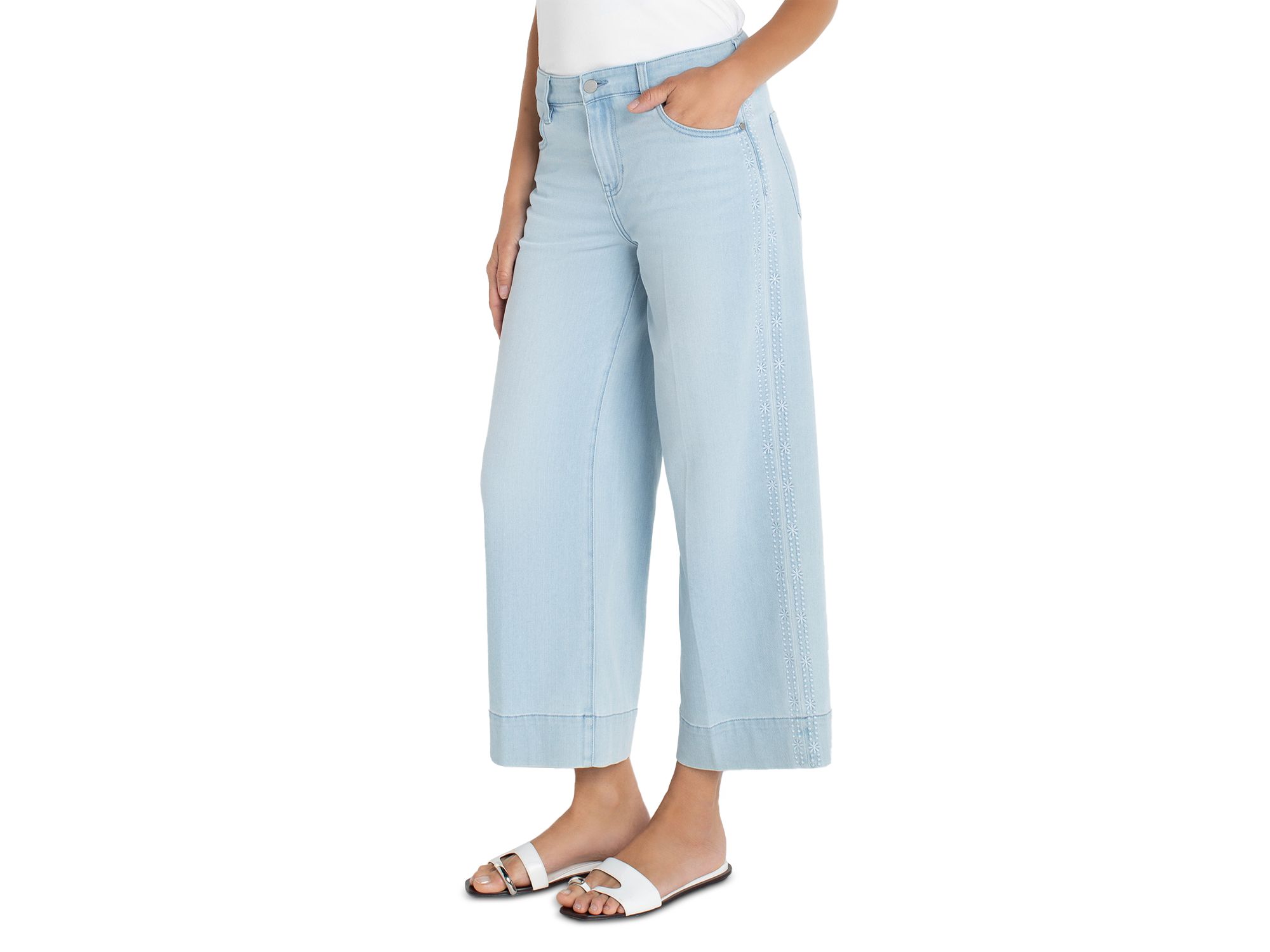 Stride Crop Wide Leg Jeans in — Image 3