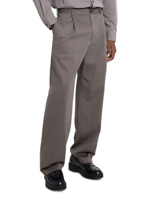 Relaxed Pleated Chino