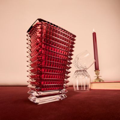 Bougeoir Laiso Chiseled Candlestick