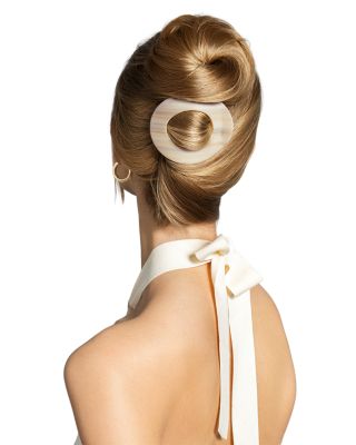 Quiet Luxury Flat Clip