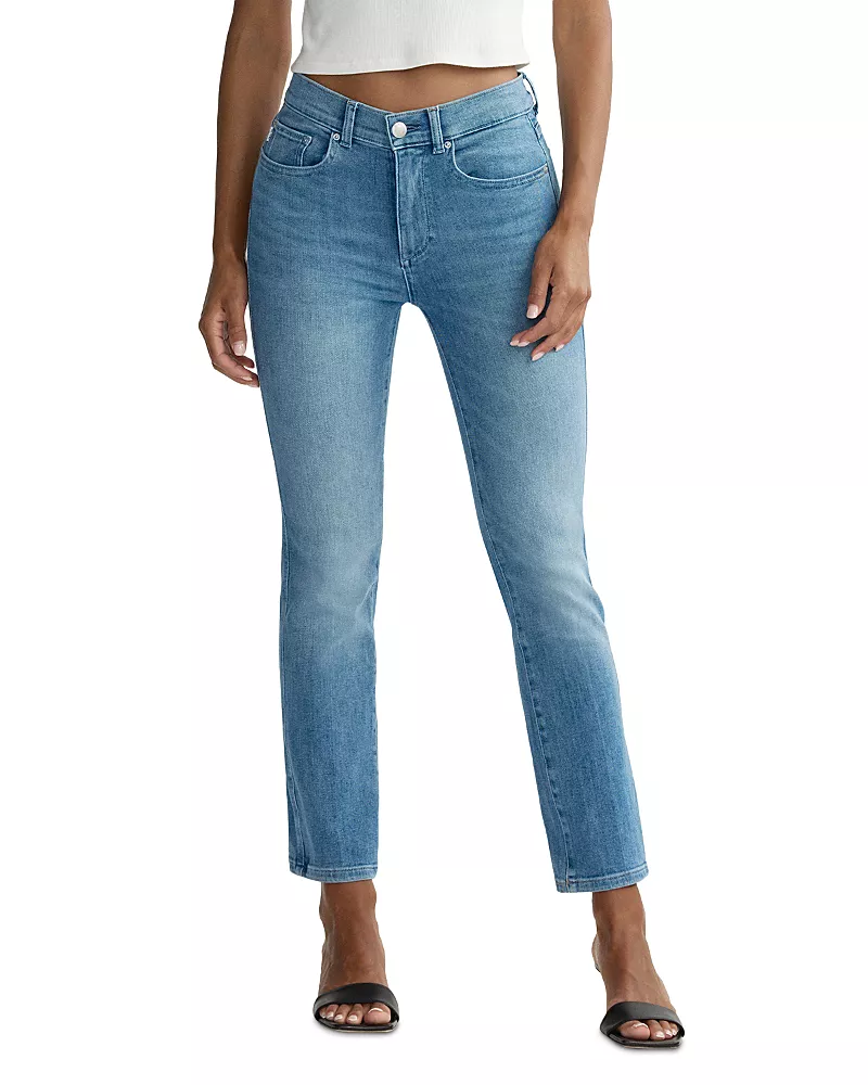 DL1961 Mara Straight Mid Rise Instasculpt Jeans in Provincetown
