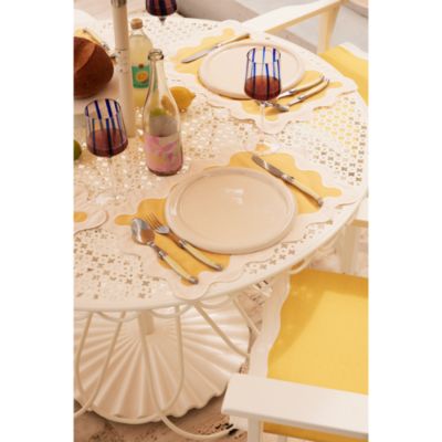 The Al Fresco Dining Table