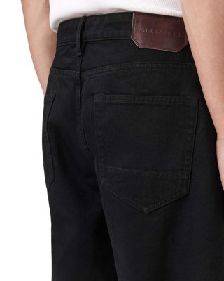Regular Fit Curved Jeans in Washed Black