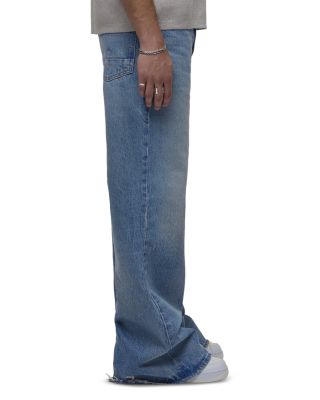 Hendrix Flare Jeans in Benson