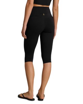 Revive Capri Leggings
