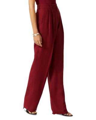 Pleated Tapered Trousers