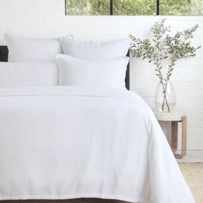 Georgie Duvet, Queen