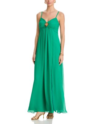 Sweetheart Spaghetti Strap Pleated Gown