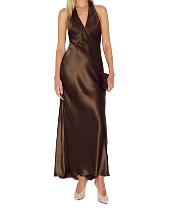 chocolate brown wedding guest dress look in earthy tones I wore a one-shoulder ribbed with gold statement earrings and a classic black clutch. Effortless, elegant and perfect for a laid-back summer ceremony. # Perfect for holiday parties Brown Wedding Guest Outfits -