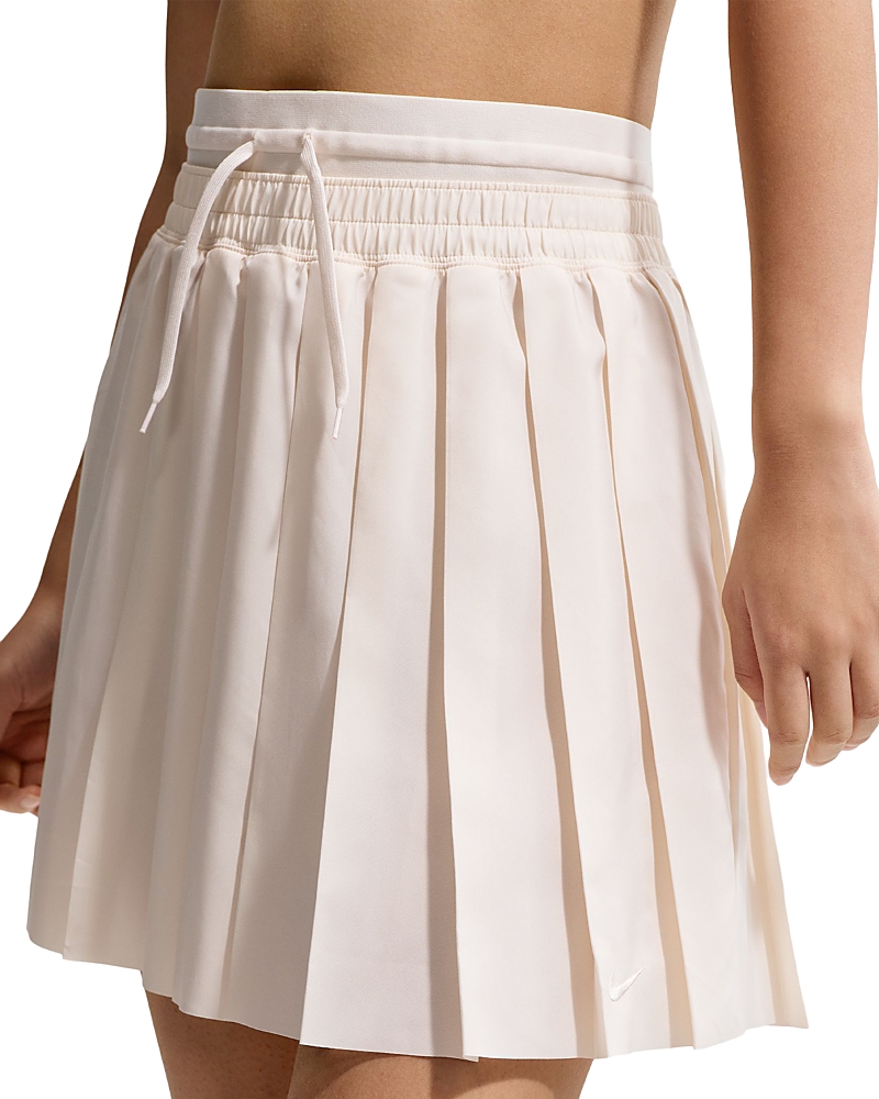 Nike Sportswear Women's Mid-Rise Pleated Skirt