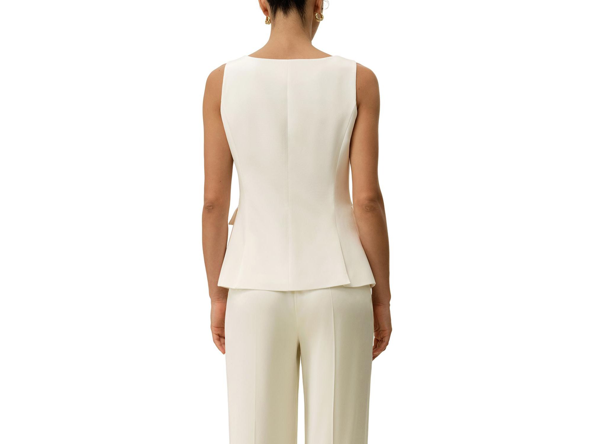 Cintre U-Neck Sleeveless Vest — Image 8