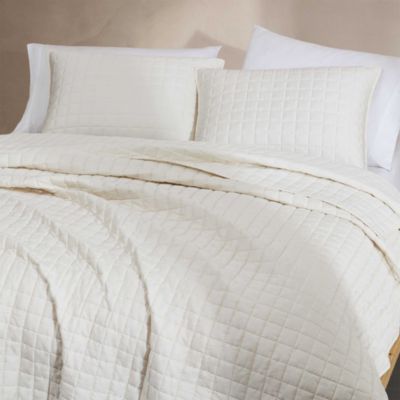 Signature Solid Tencel Quilt Set