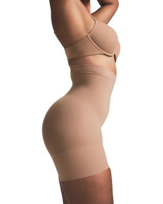 High Waisted Mid Thigh Shorts - thumbnail 5