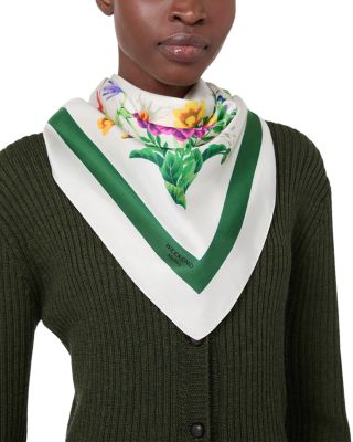 Wkaonesto Floral Silk Scarf