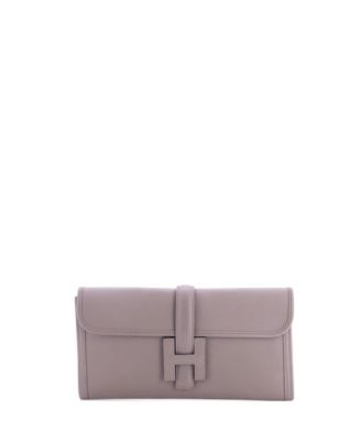 29 Jige Elan Leather Clutch