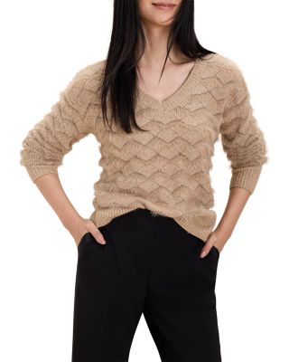 Deco Scalloped V Neck Sweater