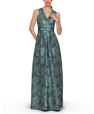 Cameron Gown