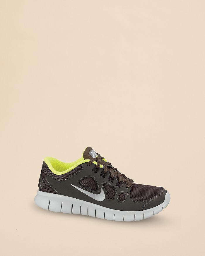 Nike youth hotsell free 5.0