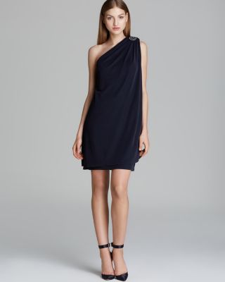 Robe De Soirée JS Collections – Une épaule Drapée – Taille 6 – Ivoire – Neuf Sans étiquettes