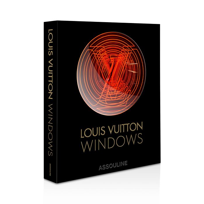 Book Review: Louis Vuitton