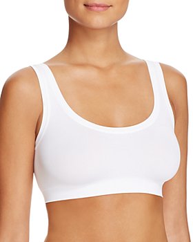 Seamlessly Shaped Convertible Scoop Neck Wireless Unlined Bralette