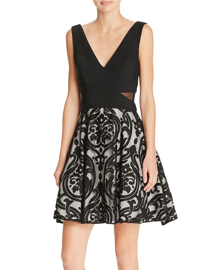 Avery g floral lace dress 2025