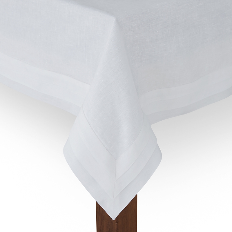 Matouk Lowell Tablecloth, 70 X 162 In White