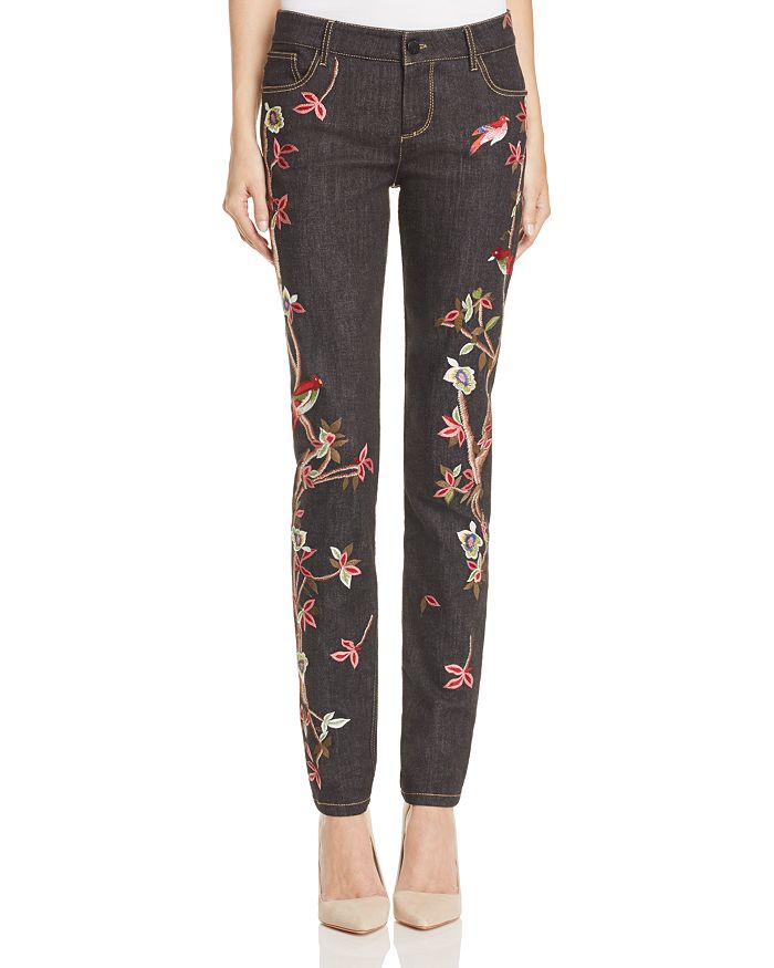 Alice and shop olivia embroidered jeans
