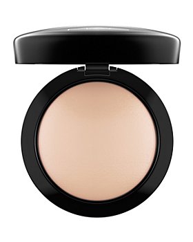 M·A·C - Mineralize Skinfinish Natural